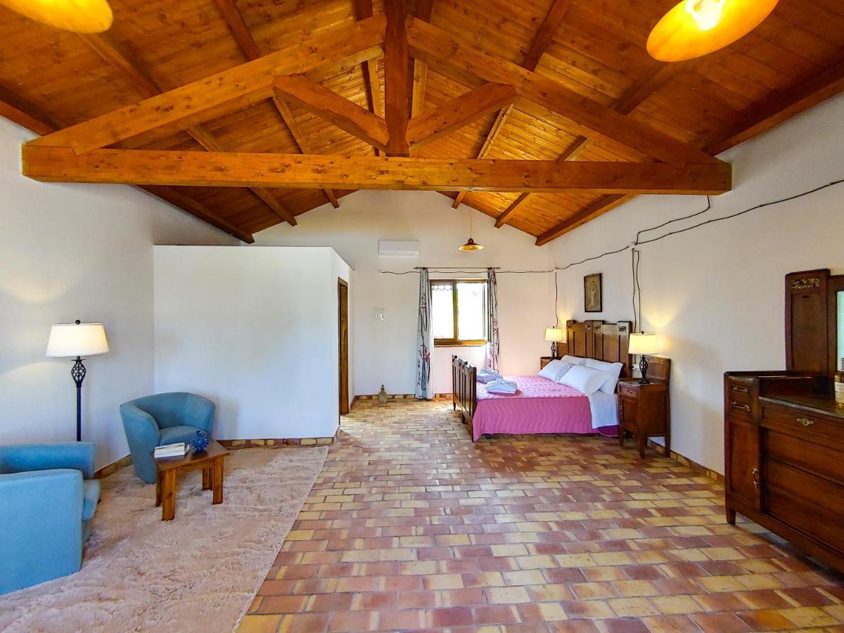 Masseria Crocco Montalbano Ionico 外观 照片