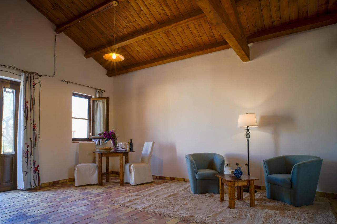 Masseria Crocco Montalbano Ionico 外观 照片