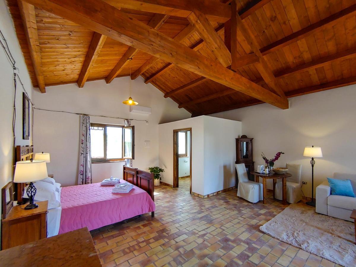 Masseria Crocco Montalbano Ionico 外观 照片